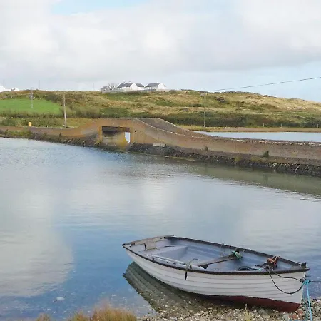 Holiday home Timmys Heir Island By Trident Homes Skibbereen